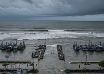 BPBD: Pesisir Utara Jakarta Hadapi Potensi Banjir Rob Selama Dua Pekan Mulai 3 November 2025