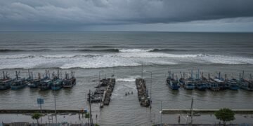 BPBD: Pesisir Utara Jakarta Hadapi Potensi Banjir Rob Selama Dua Pekan Mulai 3 November 2025 - Utama