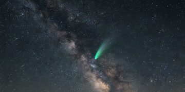 Musafir Kosmik di Langit 2025: Kisah Komet 3I/ATLAS, Antara Keajaiban Sains dan Kegilaan Media Sosial