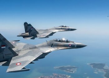 Sukhoi Giring Pesawat Asing Misterius di Langit Makassar