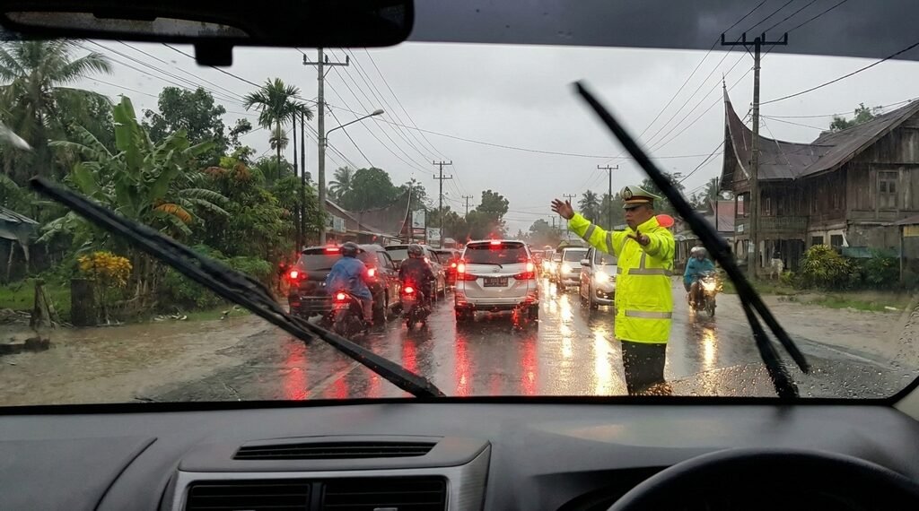 update-banjir-bandang-padang-2_wartakita.id