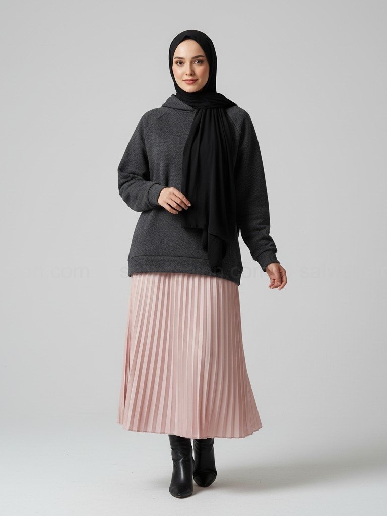 7 Ide OOTD Hoodie Hijab yang Bikin Kamu Auto Stylish 4 cr tn1