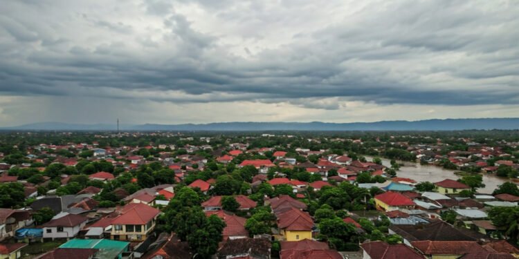 BMKG Keluarkan Peringatan Dini Cuaca Ekstrem dan Potensi Banjir di Sulawesi Selatan 8-10 Januari 2026 - Featured