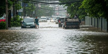Banjir Jakarta Berangsur Surut: 28 RT dan 6 Ruas Jalan Masih Tergenang, Upaya Penanganan Terus Digencarkan