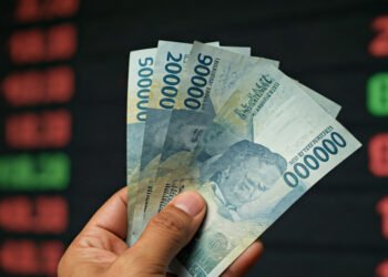 Rupiah Melemah di Awal Pekan: Menembus Rp16.873 per Dolar AS, Analisis Penyebabnya