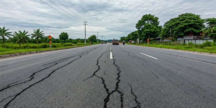 Dosen Unhas Ungkap Akar Masalah Jalan Perintis Kemerdekaan Makassar Cepat Rusak: Bukan Hanya Hujan! - Featured