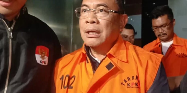 Wali Kota Madiun Maidi Diduga Terima Gratifikasi Proyek Jalan Rp 5,1 Miliar, Minta Fee 6% Wali Kota Madiun Maidi Diduga Terima Gratifikasi Proyek Jalan Rp 5,1 Miliar, Minta Fee 6% - Featured