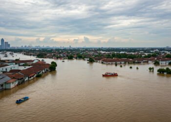 Jakarta Dilanda Banjir 3 Hari: Kerugian, Dampak, dan Upaya Penanggulangan Pemprov DKI