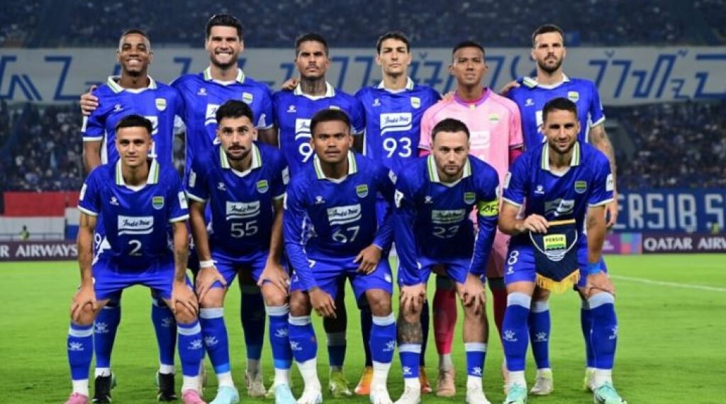 Persib Bandung Kokoh di Puncak Klasemen Usai Kalahkan PSBS Biak 1-0