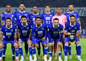 Persib Bandung Kokoh di Puncak Klasemen Usai Kalahkan PSBS Biak 1-0