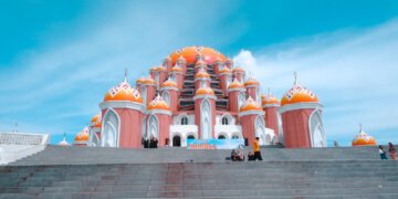 Dubes Arab Saudi Hadiri Buka Bersama di Masjid Kubah 99 Makassar, Gubernur Sulsel Apresiasi Program Mulia