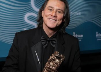 Jim Carrey Ke César Awards: Pernyataan Resmi Bantah Teori ‘Klon’