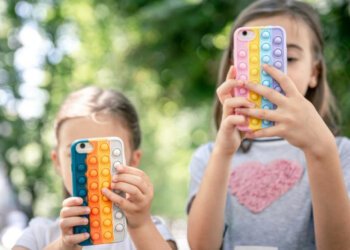 Mulai 2026, Komdigi Batasi Akses Media Sosial Anak di Bawah 16 Tahun