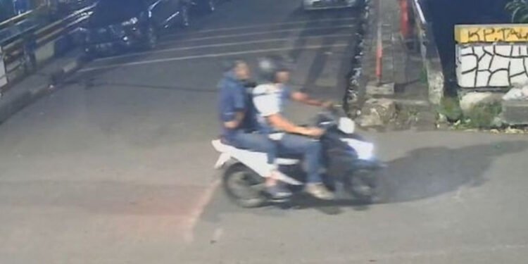 Foto Pelaku Penyiraman Air Keras Aktivis KontraS Diduga Rekayasa AI, Polisi Minta Waktu Investigasi - Featured