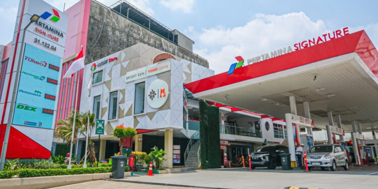 Pertamina Pastikan Pasokan BBM Andal di Sulawesi Selama Lebaran 2026, Integrated Terminal Makassar Siap Optimal - Featured