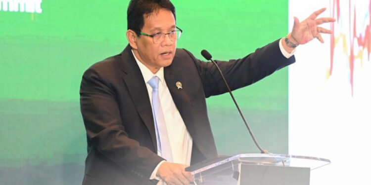 Menteri Keuangan Setujui Pemotongan Gaji Menteri dan Wamen Demi Efisiensi Anggaran - Featured