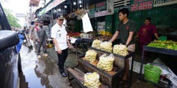 Penataan PKL Jalan Veteran Utara Makassar: Batasan Waktu Berjualan dan Parkir Demi Kota Tertib