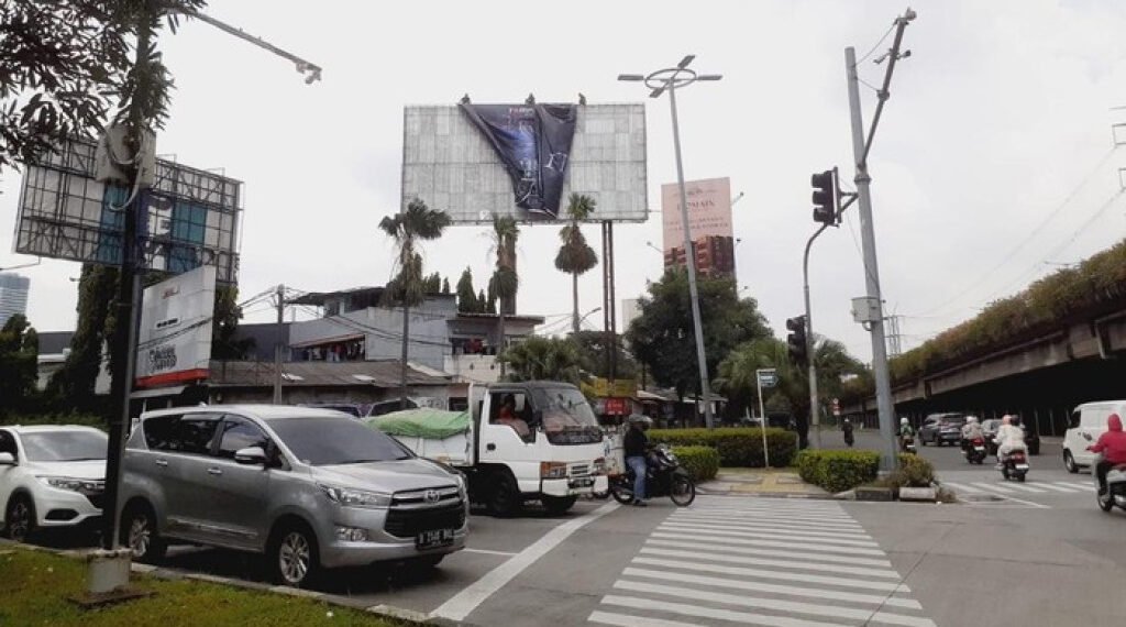 Baliho ‘Aku Harus Mati’ Ditarik, Pemprov DKI Prioritaskan Kenyamanan Publik