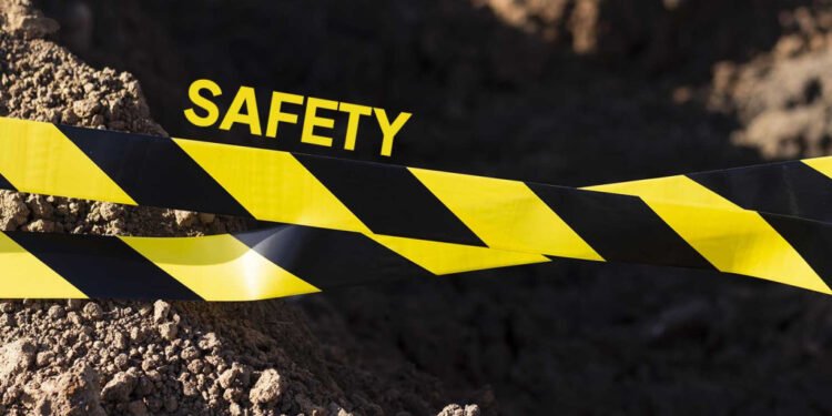 Dari Saling Ancam di Dermaga: Kronologi Mengerikan Pembunuhan di Pelabuhan Benoa Dari Saling Ancam di Dermaga: Kronologi Mengerikan Pembunuhan di Pelabuhan Benoa - Featured