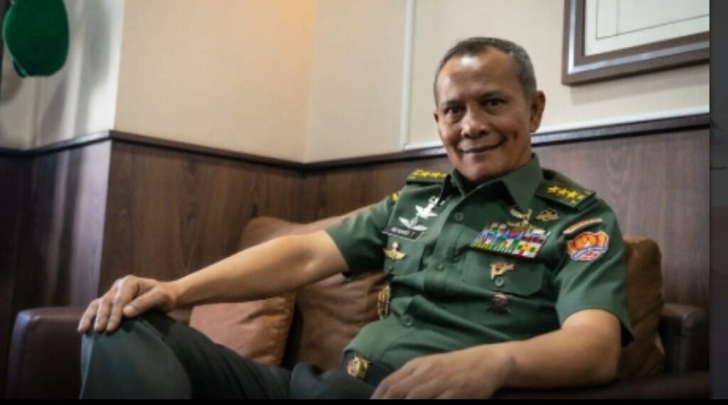 Kasum TNI Tinjau Kontainer Mineral Hasil Tangkapan TNI AL, Tegaskan Komitmen Pemberantasan Penyelundupan SDA