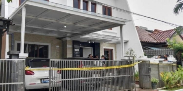 Titin Terlacak: Korban Penipuan Rp 100 Juta Gagal Tes TNI & CPNS Tagih Janji Uang Kembali Titin Terlacak: Korban Penipuan Rp 100 Juta Gagal Tes TNI & CPNS Tagih Janji Uang Kembali - Featured