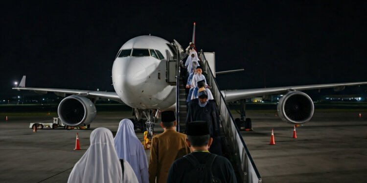 Kloter 4 Jemaah Haji Wajo dan Makassar Tiba di Tanah Air, Satu Orang Masih Dirawat di Arab Saudi - Featured