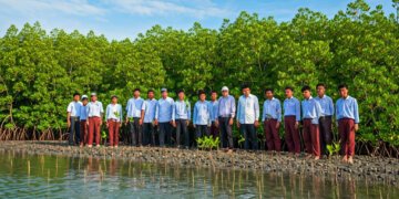 Gubernur Sulsel Pimpin Penanaman 1.000 Mangrove di Selayar: Investasi Hijau untuk Hari Lingkungan Hidup Dunia 2026