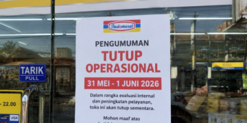 Tutupnya Ribuan Gerai Indomaret: Karyawan Ungkap Konflik Upah Lembur dan Beban Barang Hilang