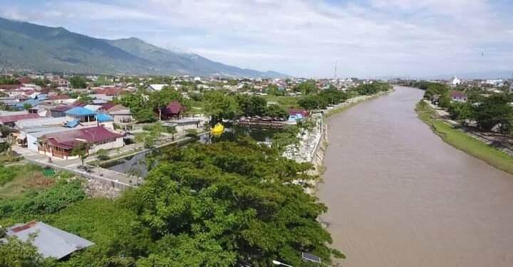 Breaking News: Gempa Magnitudo 6,7 Guncang Palu Sulawesi Tengah, Warga Berhamburan Keluar Bangunan Breaking News: Gempa Magnitudo 6,7 Guncang Palu Sulawesi Tengah, Warga Berhamburan Keluar Bangunan - Featured