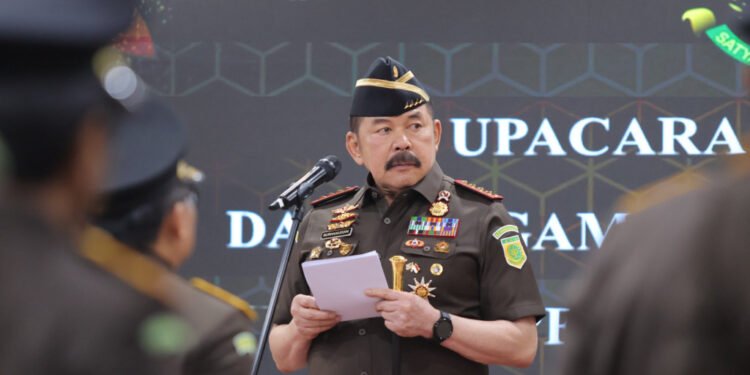 Skandal Korupsi Gizi Nasional: Oknum TNI Terlibat, Jakgung Ungkap Modus Baru Pengadaan Sepeda Motor dan *Food Tray* Skandal Korupsi Gizi Nasional: Oknum TNI Terlibat, Jakgung Ungkap Modus Baru Pengadaan Sepeda Motor dan *Food Tray* - Featured