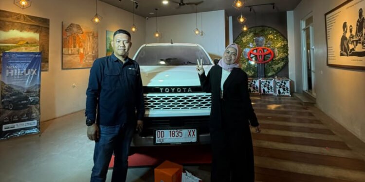Toyota New Hilux Hadir Lebih Gahar: Mesin 1GD 2.8L Ungguli Generasi Sebelumnya, Siap Taklukkan Medan Sulsel Toyota New Hilux Hadir Lebih Gahar: Mesin 1GD 2.8L Ungguli Generasi Sebelumnya, Siap Taklukkan Medan Sulsel - Featured