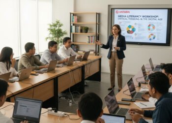 ANTARA Bekali Mahasiswa UHO Kendari Literasi Media Kritis Hadapi Era Digital dan AI